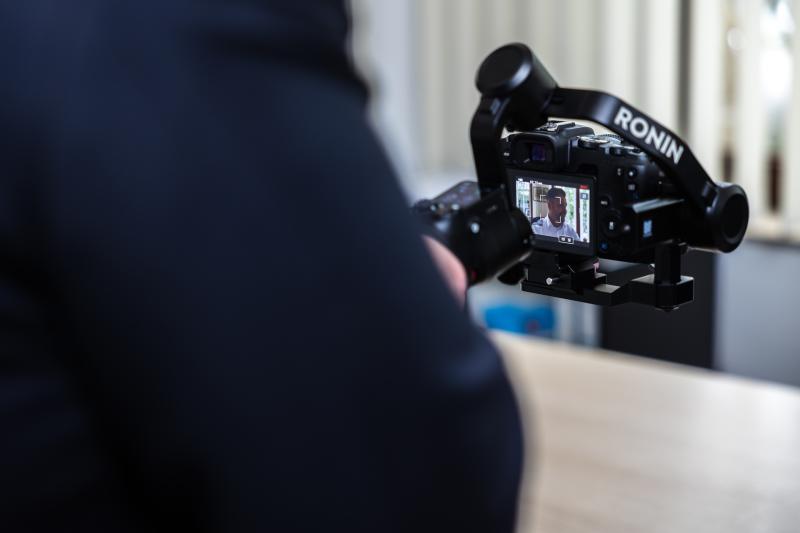 Geben Sie Bewerbern einen Einblick in Ihre Kanzlei: www.kurzundklein.de/shooting