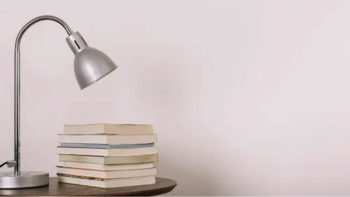 Ein Pseudoverlag veröffentlicht dein Buch, aber stellt es nicht ins Rampenlicht.