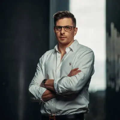 Von 30–50k auf 250k €/Monat: Baulig baut Systemvertrieb und Sales-Team mit Chris Schuppner