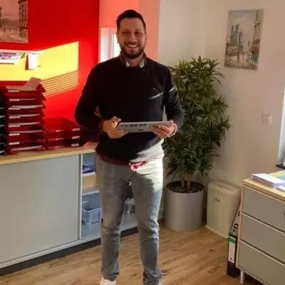Wie ein Handwerksunternehmen Schäden stressfrei löste und Vermögen aufbaute
