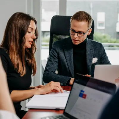 Wie eine Performance-Marketing-Agentur 6-stellige Steuerpotenziale nutzt und Vermögen aufbaut