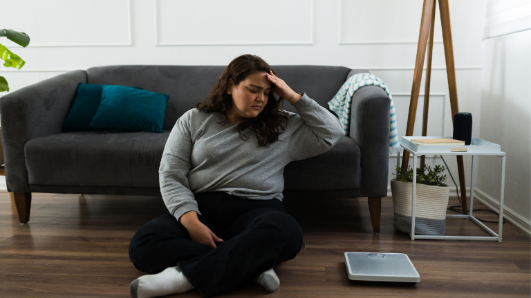 Viele Frauen halten ihren Abnehmversuch den sie zu Beginn das Jahres starteten, nur bis zum Frühling durch. Im Anschluss etwartet sie der Jojo-Effekt. Hier ist der Grund dafür.
