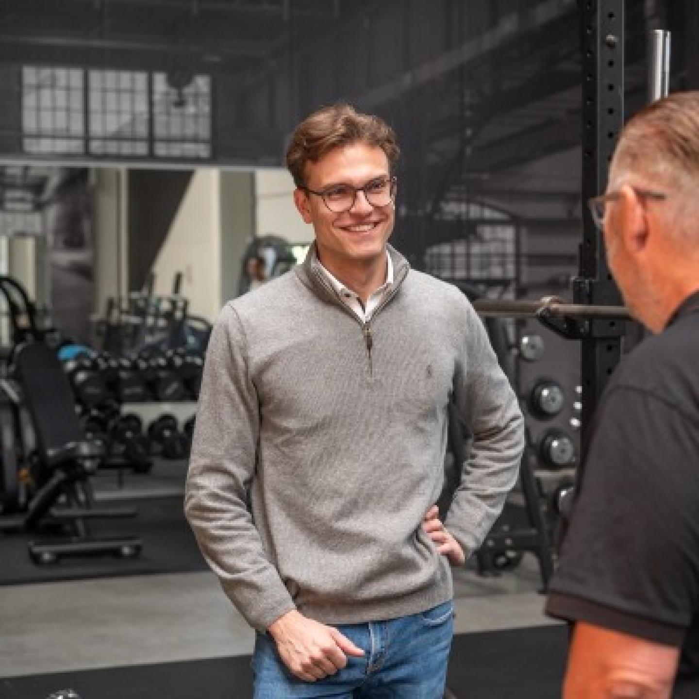 Leads per WhatsApp-KI qualifizieren: Probetrainings für Fitnessstudios automatisch buchen