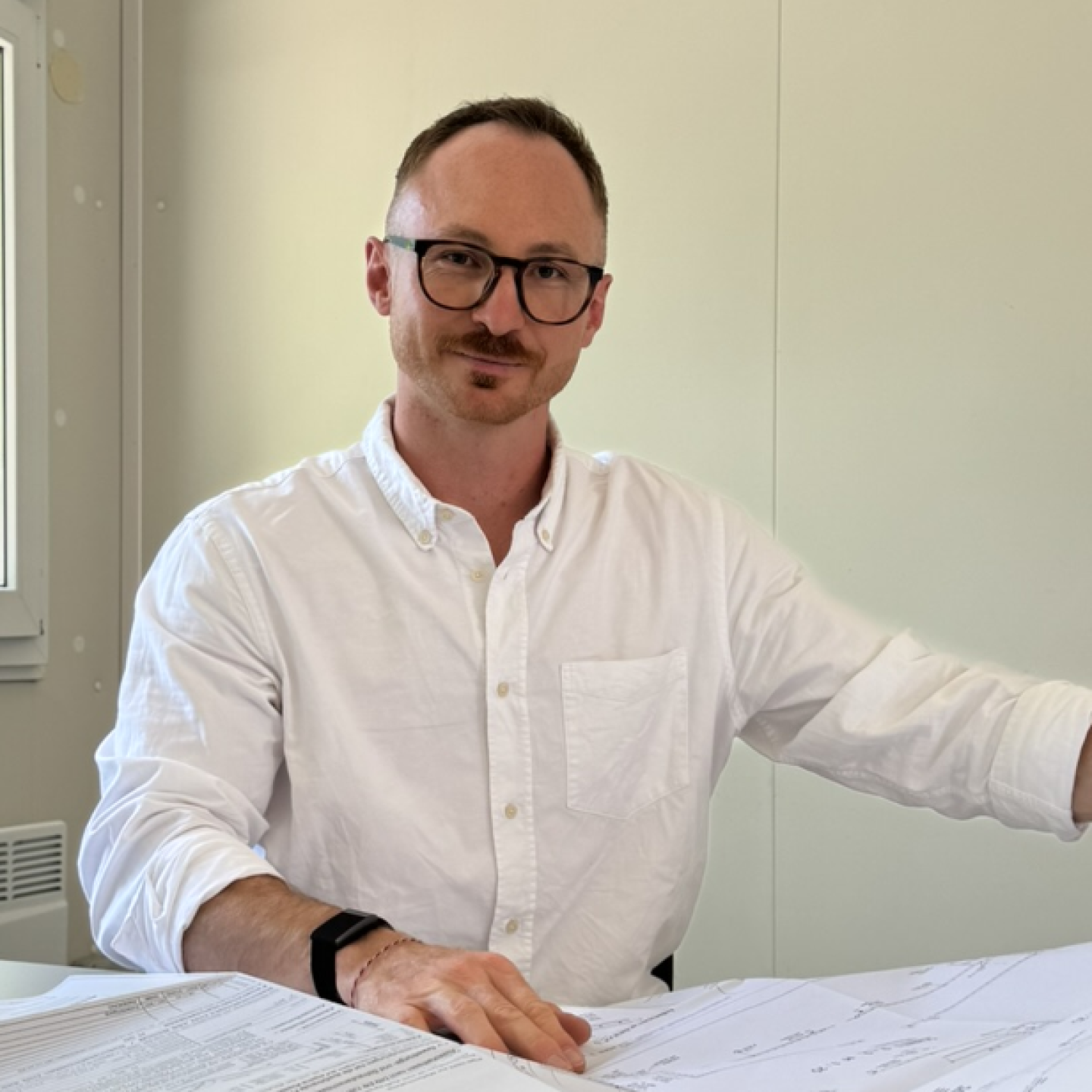 Überzeugt durch Transparenz: Frederik Helml setzt auf ETF-Betriebsrente mit hoher Aktienquote