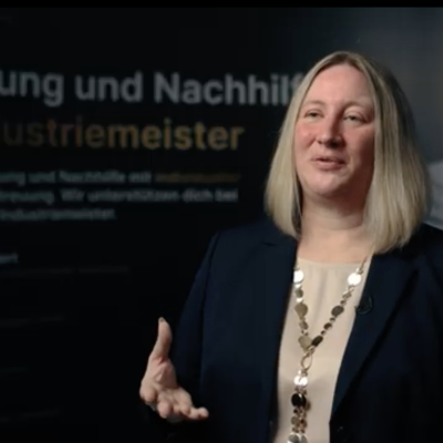 Mit digitaler Meisterausbildung zur Vorarbeiterin: Selma meistert die Elektrotechnik