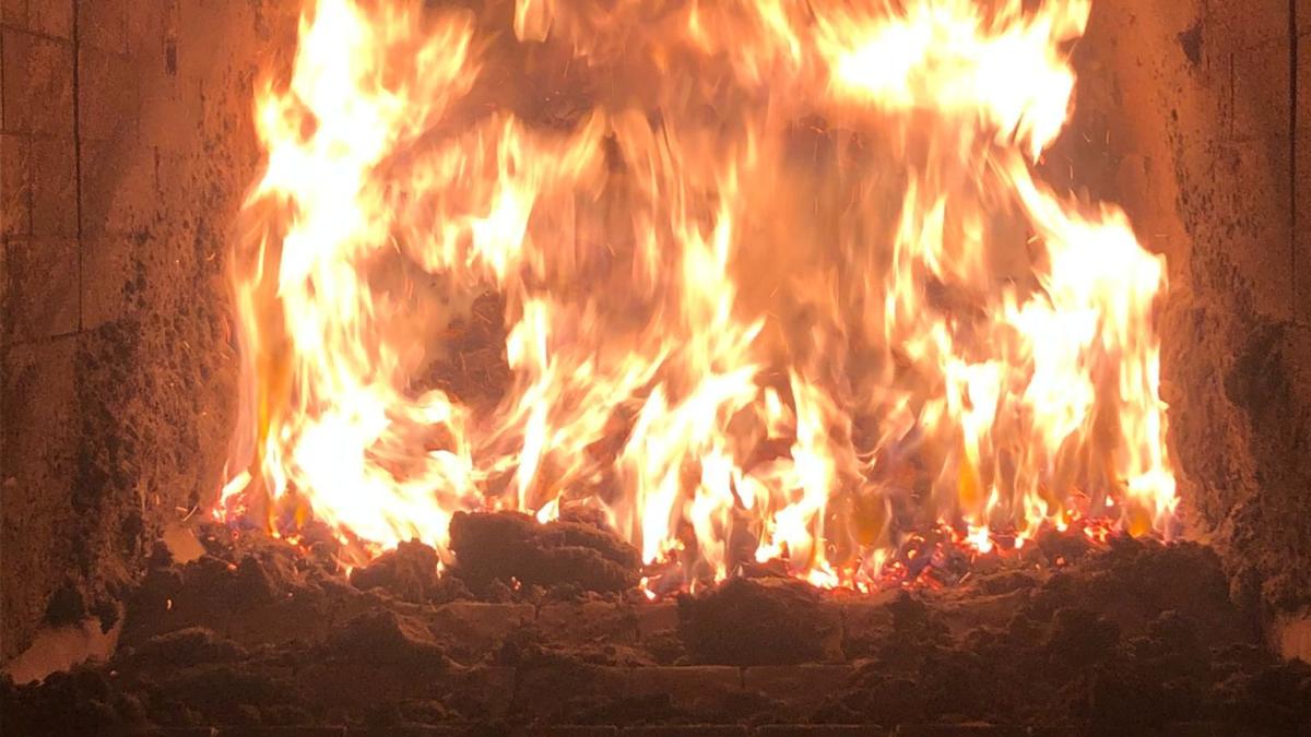 Eine Hackschnitzelheizung im Einsatz.
