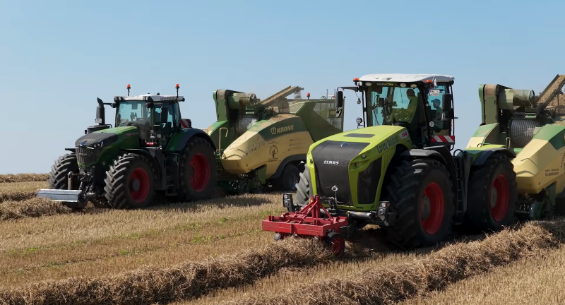 Die Produktion der beliebten Waldinger Strukturpellets direkt auf dem Feld.