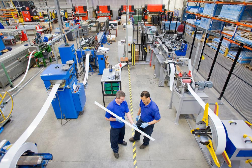 Premium Anbieter als Industriebetrieb werden: so geht es