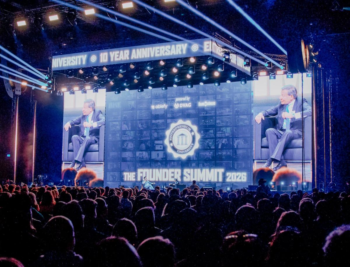 Founder Summit - Main Stage