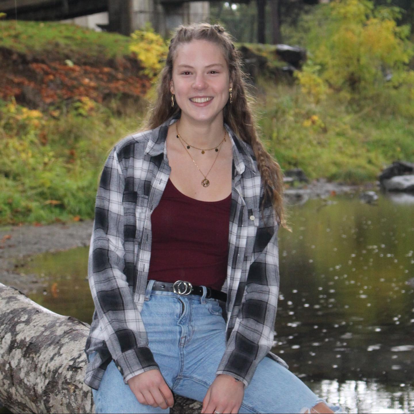 Lilly Achterling – Pacific Lutheran University