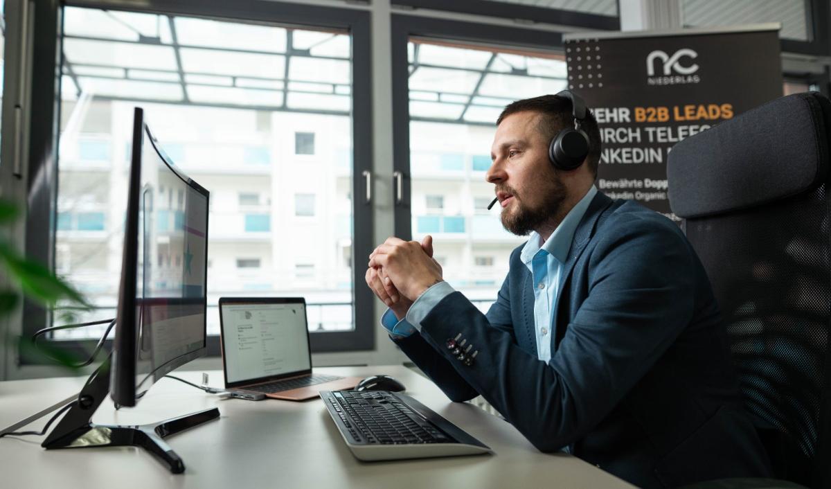 Vertriebsmitarbeiter der Niederlag Consulting GmbH