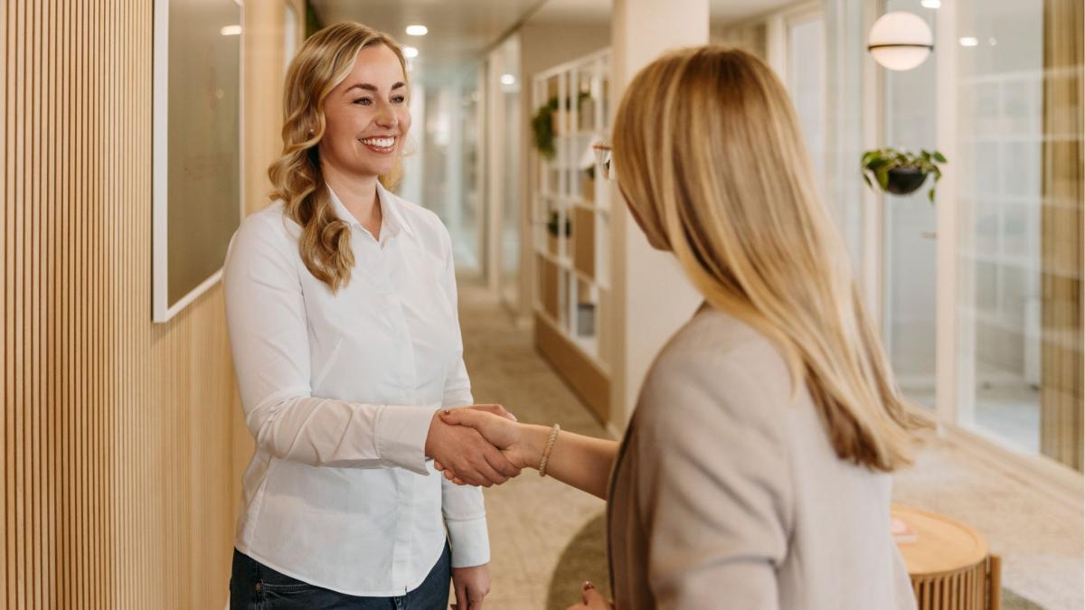 Hannah hat schon über 1.000 Frauen mit Hashimoto und Schilddrüsenunterfunktion bei ihrer Heilungsreise unterstützt&nbsp;
