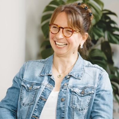 Schilddrüse wächst wieder und kein Brainfog mehr: Angelas Coaching-Erfolge