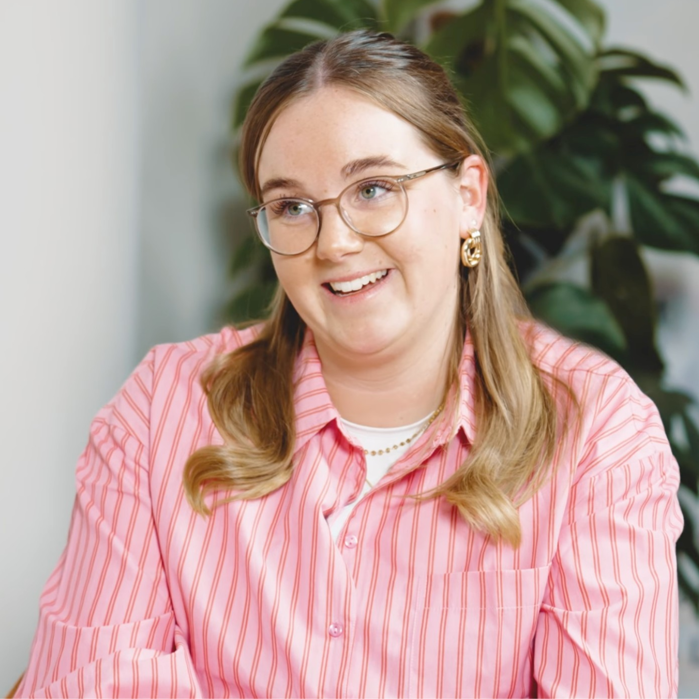 Keine Müdigkeit mehr: Wie Hannah ihre Schilddrüse in den Griff bekam und ihr Studium meisterte