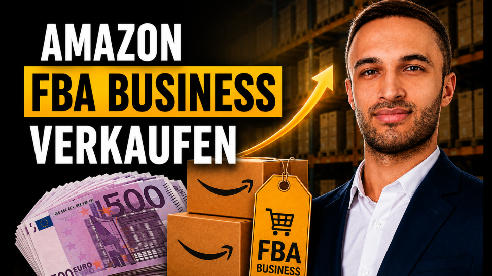 Mann mit Geldscheinen und Amazon FBA Business-Boxen zum Thema Verkauf.