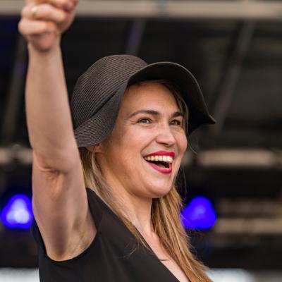 Von 0 auf 10.000 €/Monat in 3 Wochen : Deutsche Musikerin entwickelt sich zum Business Athleten