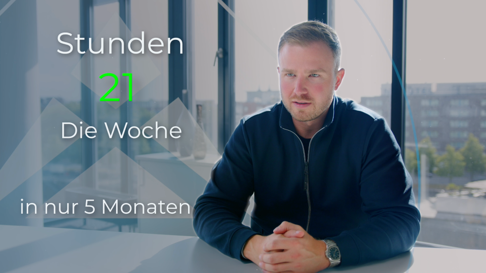 Ein Mann spricht über die KI-Transformation und 21 Stunden in nur 5 Monaten.