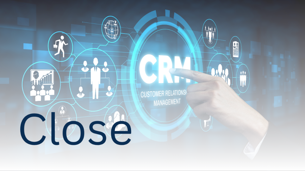Eine Hand zeigt auf eine CRM-Oberfläche mit Kunden- und Kontaktsymbolen; Close DSGVO steht im Mittelpunkt.