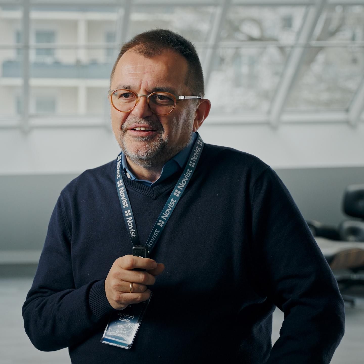 100% Empfehlung: Wie Dr. Schmitz und Donell das Mitarbeiter-Onboarding mit Novist revolutioniert hat