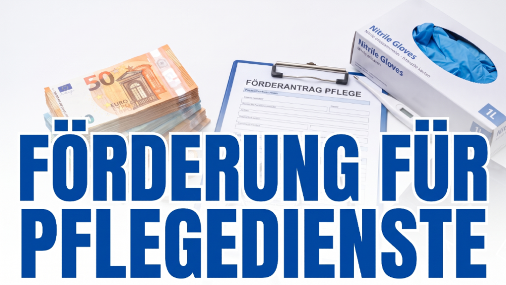 Förderung für Pflegedienste mit Geldscheinen und Antrag auf dem Tisch.