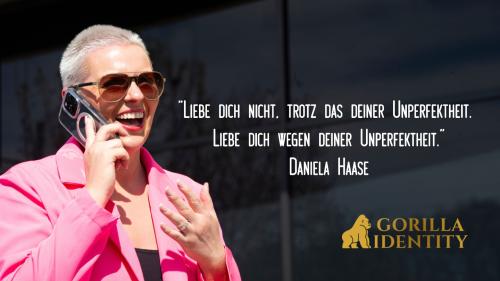 Daniela Haase Trainerin für Selbstbewusstsein das knallt