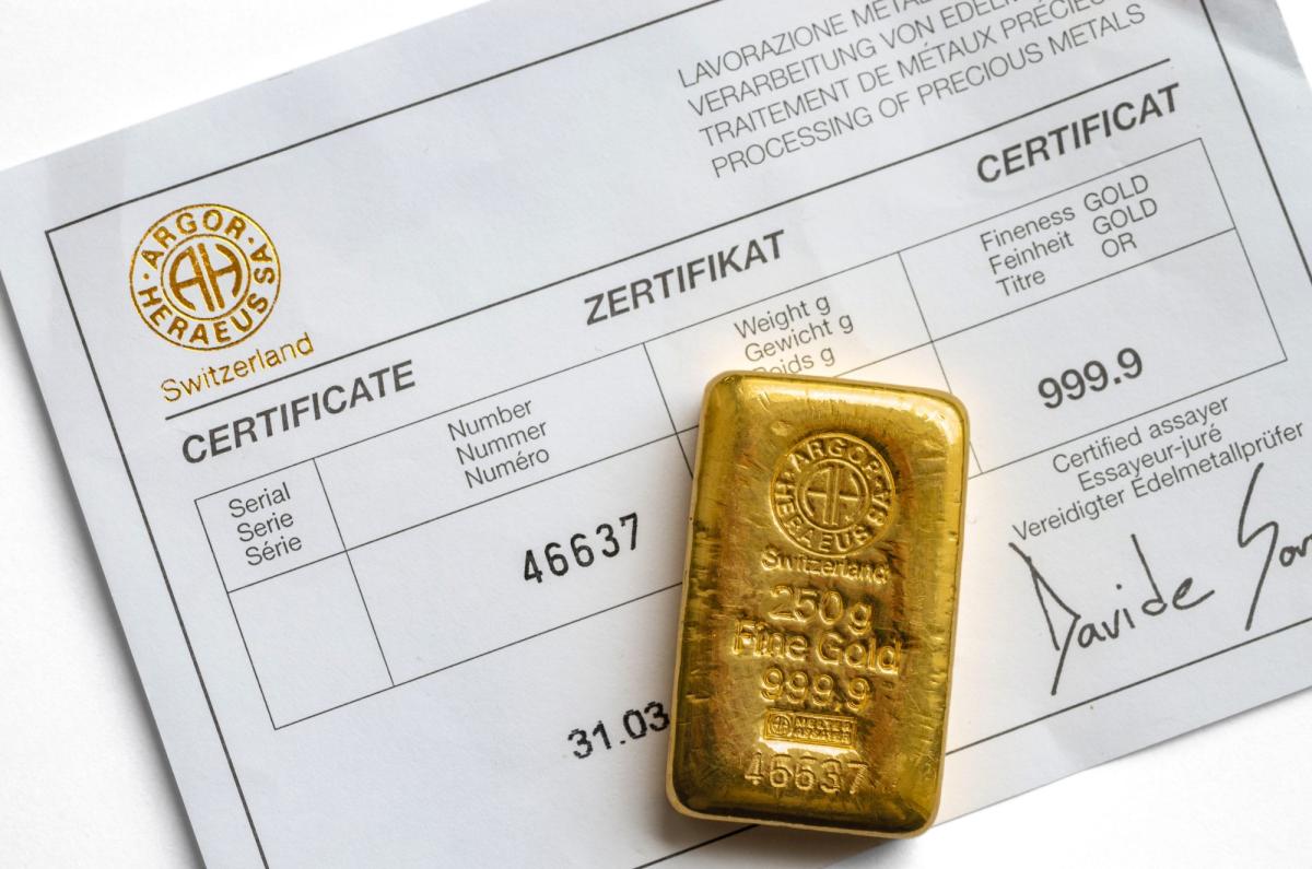 Zertifikat für einen Goldbarren, wichtig beim Edelmetall kaufen.