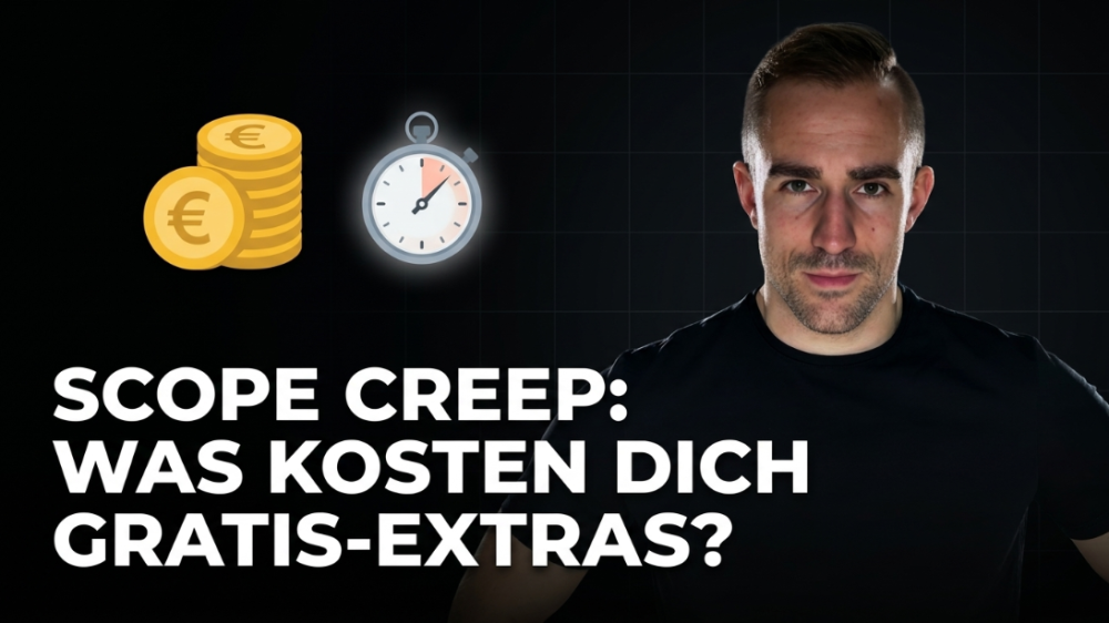 Ein Mann neben Münzen und einer Stoppuhr illustriert die Kosten von Scope Creep.
