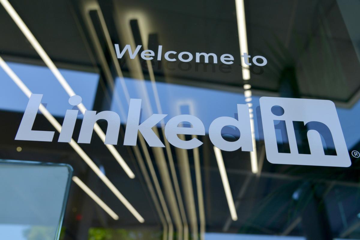 LinkedIn ist als strategisches Werkzeug zu nutzen, um sich als professioneller DJ in der