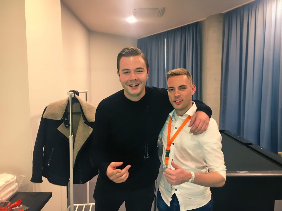 Sam Feldt und Philipp Walluks Backstage vor ihren Auftritten in Venedig.