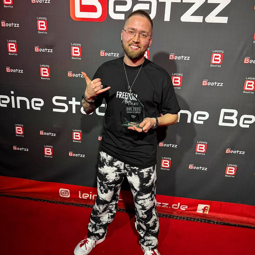 2. Platz beim German DJ Contest mit herausragendem Jury-Feedback zu seiner Einzigartigkeit