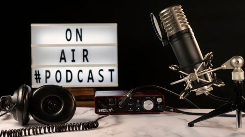 Podcast mit professioneller Produktionsfirma realisieren