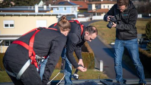 Authentische Foto- und Videoaufnahmen direkt bei den Kundenprojekten